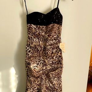 New beautiful long dinner or prom dress.